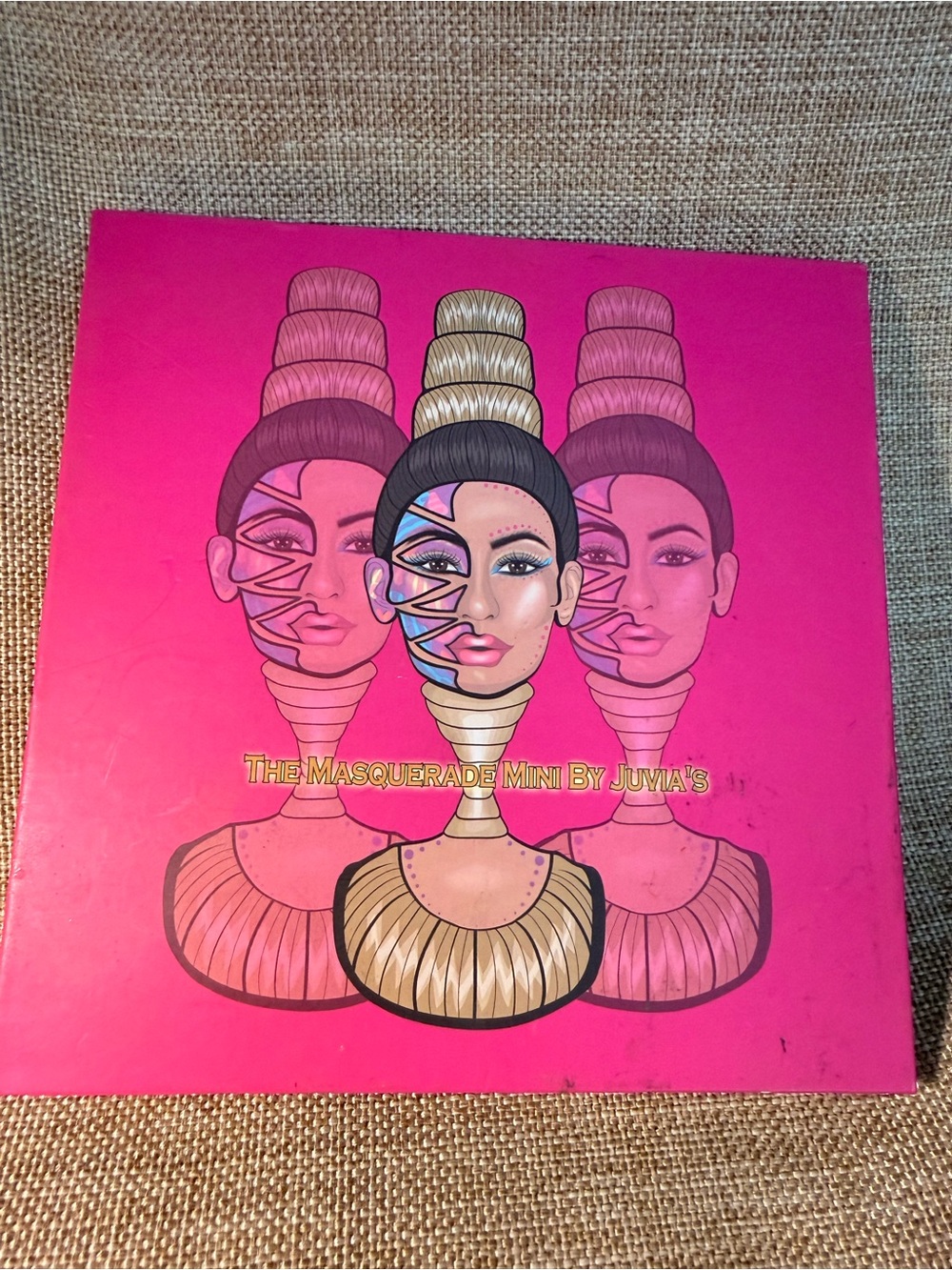 Juvia's Place The Masquerade Mini Eyeshadow Palette - Hot Pink
